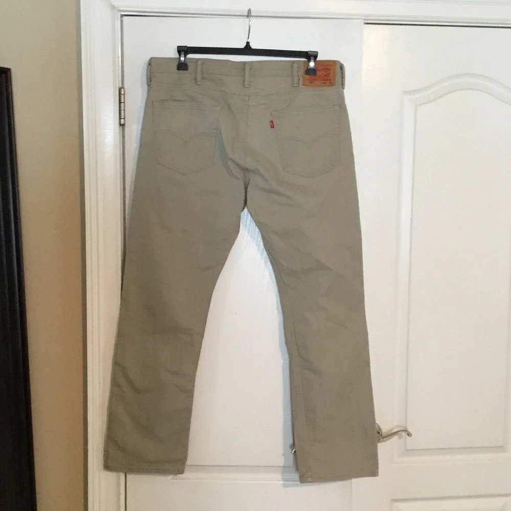Classic Straight Leg Khaki Pants - Light Tan